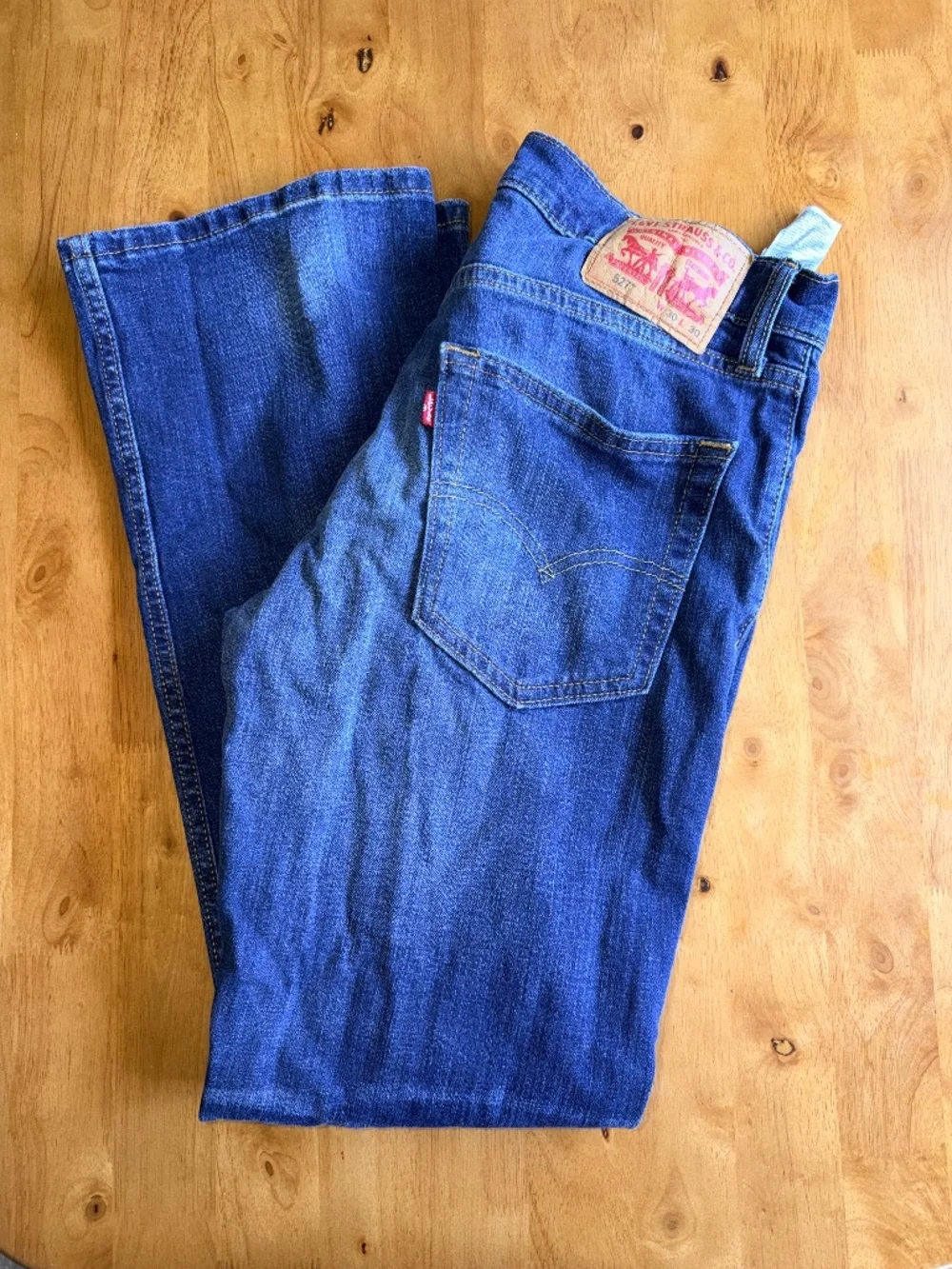Levis 527 Slim Bootcut Jeans Mens 30x30 Blue Denim Medium Wash 0401